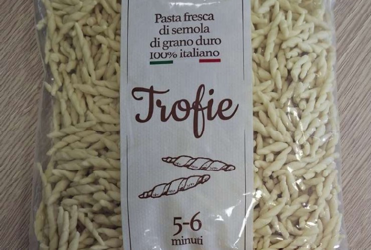 Allarme al discount e al supermercato per la pasta con frammenti metallici e per il pesce spada al mercurio
