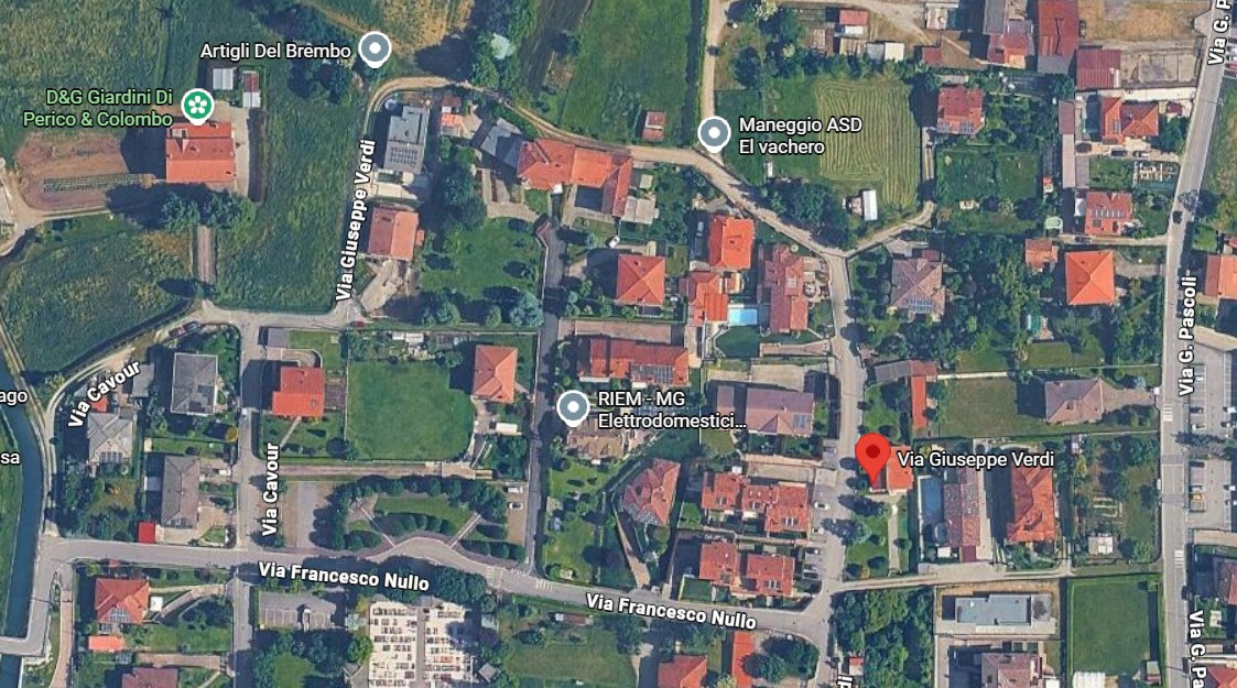Imprenditore edile muore durante lo scarico di un mini escavatore