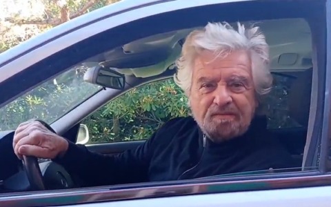 Grillo: “I Cinque stelle sono diventati uno strumento di arricchimento personale”