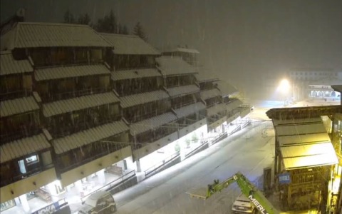Prima neve a Sestriere, imbiancate le cime della Vialattea