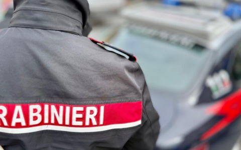 Anziane maltrattate in una Rsa del Milanese, tre interdetti