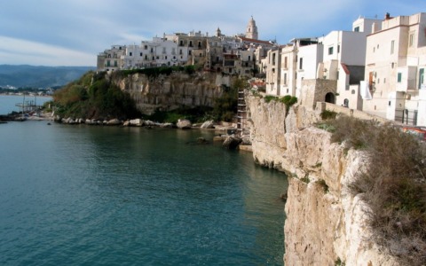 Ottobre caldo, in Puglia lidi aperti e arrivi dall’estero