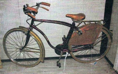 Nuovi documenti riaprono il caso sui pedali della bici di Stasi