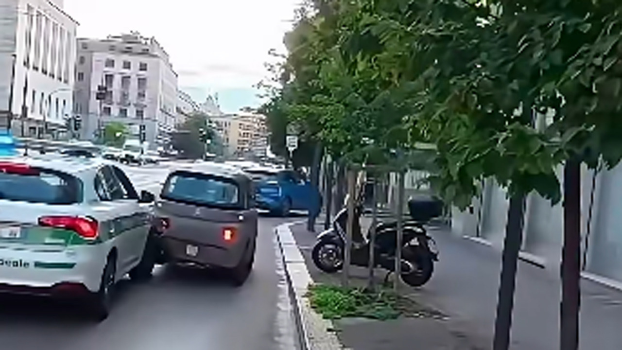 Aggressioni con la minicar, al vaglio 40 telecamere a Roma