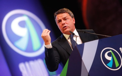 Renzi: «Meloni sceglierà tra Quirinale e uscita di scena»