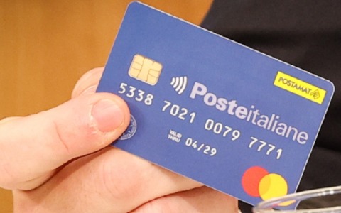 Social card da 500 euro, requisiti e modalità di ritiro