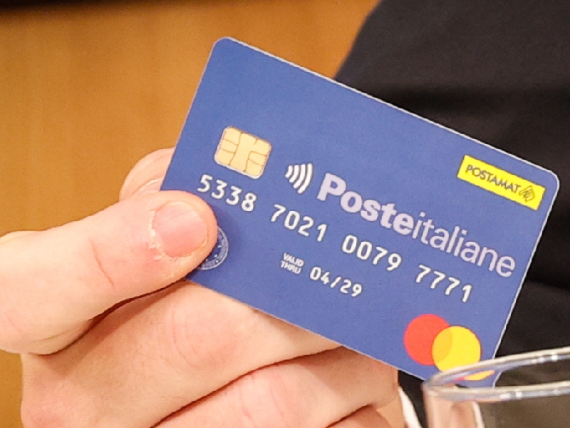 Social card da 500 euro, requisiti e modalità di ritiro