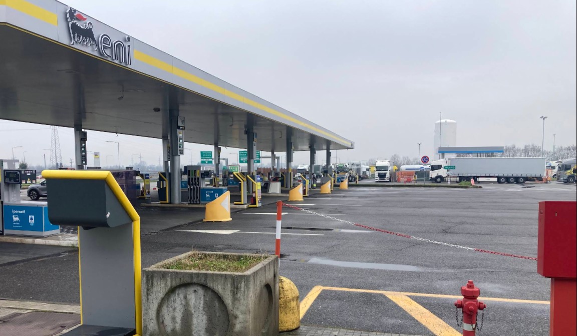 Gasolio in autostrada: prezzo medio self a 2,296 euro al litro